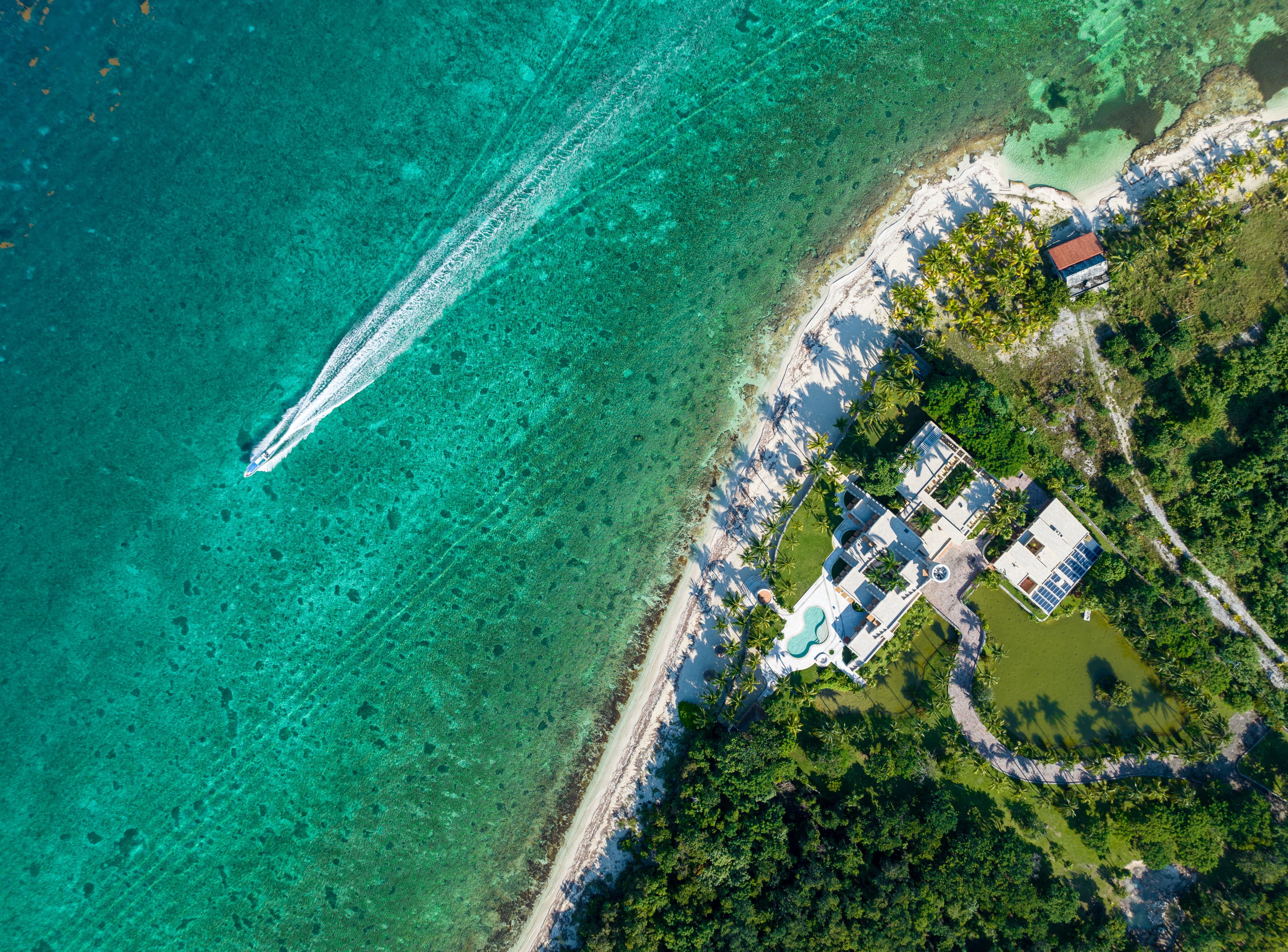 Skyedits Hero Background