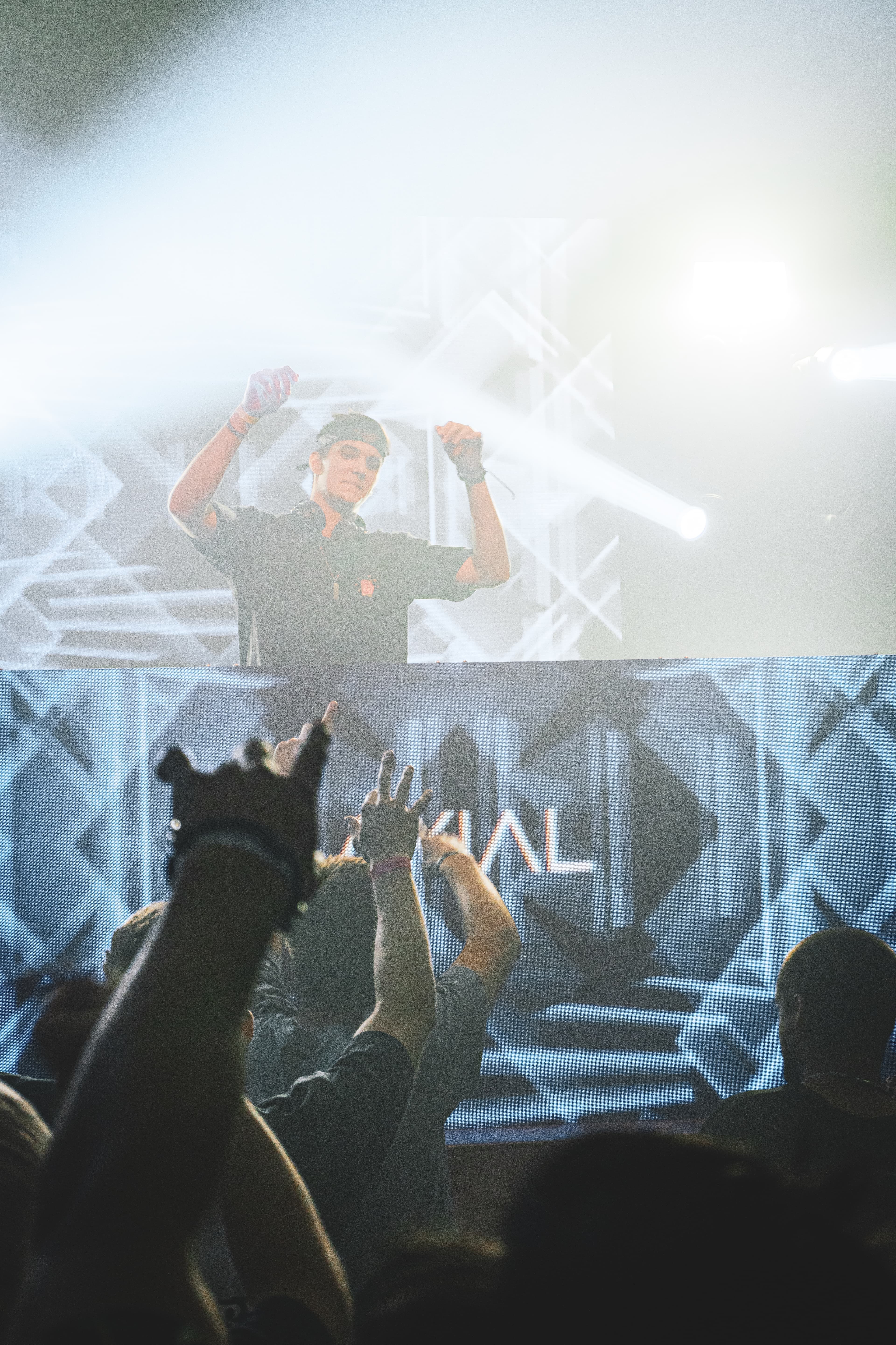 Akial - DJ still